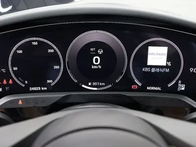 Porsche Taycan 2025, 24823 км, за 117000000 KRW - фото 6