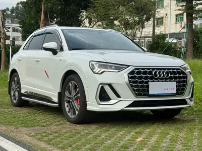 Audi Q3 2025, 11600 км, за 125000 CNY