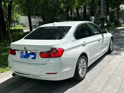 BMW 3 Series 2015, 150000 км, за 49800 CNY