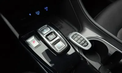 Hyundai Sonata 2022, 82874 км, за 20200000 KRW - фото 9
