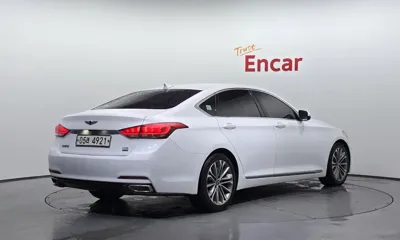 Hyundai Genesis 2015, 131178 км, за 10000000 KRW