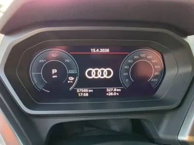 Audi Q4 e-tron 2023, 57548 км, за 32000000 KRW - фото 13