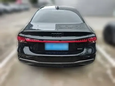 Audi A7L 2025, 7000 км, за 355300 CNY - фото 10