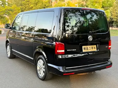 Volkswagen Multivan 2015, 230000 км, за 69800 CNY