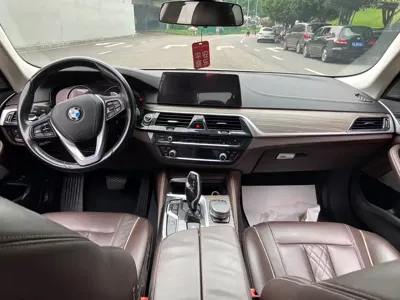 BMW 5 Series 2017, 91000 км, за 114900 CNY - фото 5