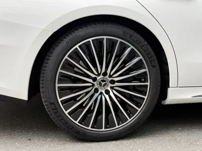 Mercedes-Benz E-Class 2026, 1100 км, за 106350000 KRW