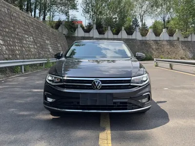 Volkswagen Bora 2023, 40000 км, за 65800 CNY