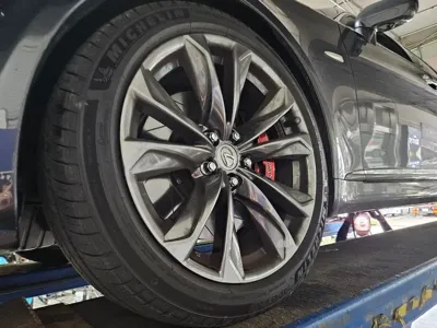 Lexus LS 2008, 175000 км, за 20000000 KRW