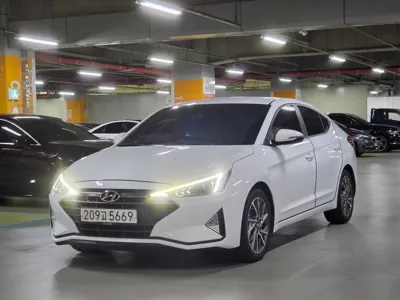 Hyundai Avante 2019, 105586 км, за 9900000 KRW