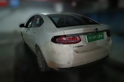 Fiat Viaggio 2015, 190799 км, за 17885.46 CNY