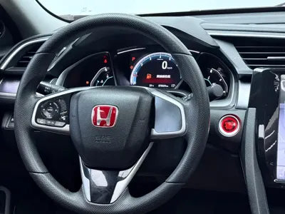 Honda Civic 2018, 78000 км, за 55800 CNY - фото 6