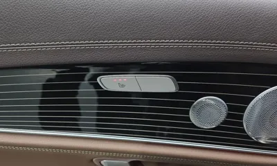 Mercedes-Benz E-Class 2019, 106106 км, за 28490000 KRW - фото 19