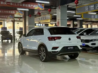 Volkswagen T-Roc 2022, 18000 км, за 108800 CNY - фото 8