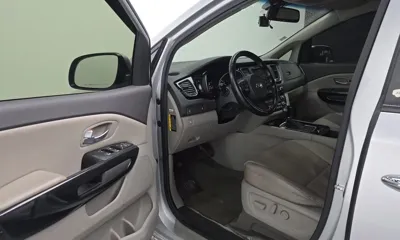 Kia Canival 2015, 112404 км, за 10200000 KRW - фото 10