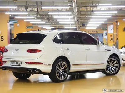 Bentley Bentayga 2022, 48000 км, за 196000000 KRW
