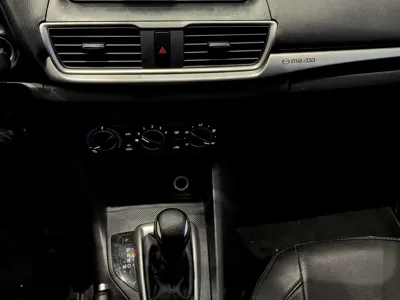 Mazda 3 Axela 2018, 60000 км, за 38800 CNY - фото 9