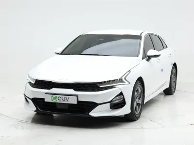 Kia K5 · 2023 год