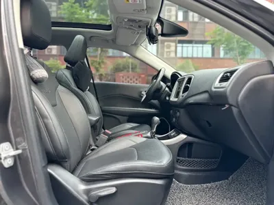 Jeep Compass 2019, 76000 км, за 38800 CNY - фото 9