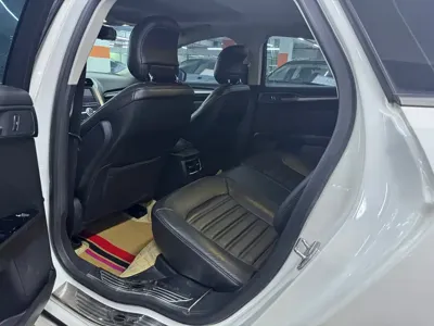 Ford Mondeo 2016, 80000 км, за 24000 CNY - фото 8