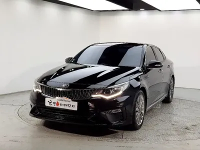 Kia K5 · 2019 год