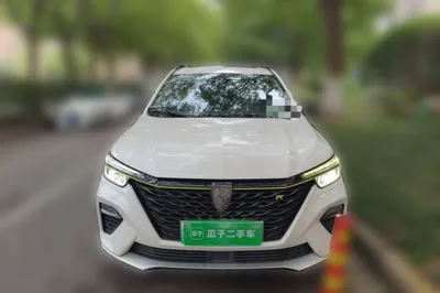 Roewe RX5 New Energy 2020, 84200 км, за 56912.6 CNY