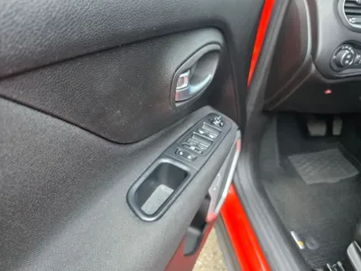 Jeep Renegade 2018, 89000 км, за 9900000 KRW - фото 18