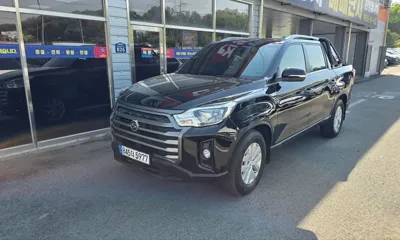 KG_Mobility_Ssangyong Rexton · 2022 год