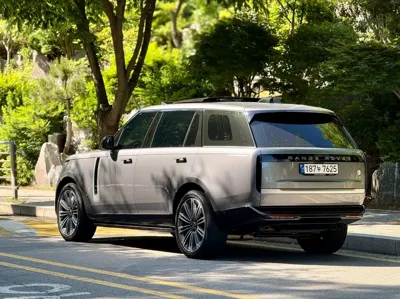 Land Rover Range Rover 2024, 2973 км, за 285000000 KRW