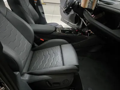 Audi A6 e-tron 2025, 6753 км, за 84900000 KRW - фото 15