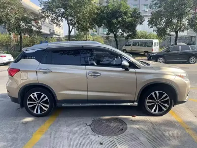 GAC Motor Trumpchi GS4 2016, 89000 км, за 24800 CNY
