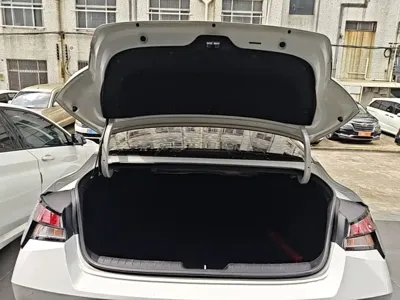 Hyundai Elantra 2021, 41100 км, за 51400 CNY - фото 19