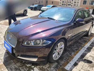 Jaguar XF · 2014 год