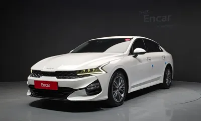 Kia K5 · 2023 год