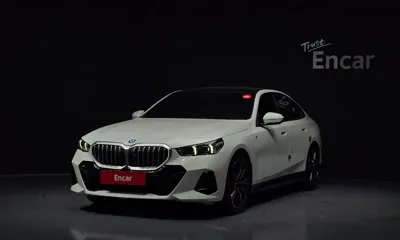 BMW 5-Series · 2024 год