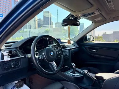 BMW 3 Series 2018, 110000 км, за 85800 CNY - фото 9