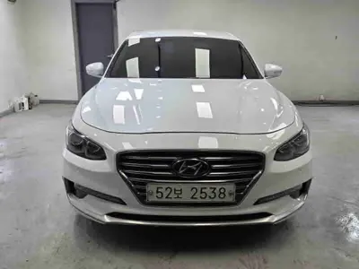 Hyundai Grandeur · 2017 год