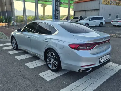Hyundai Grandeur 2018, 158923 км, за 11200000 KRW