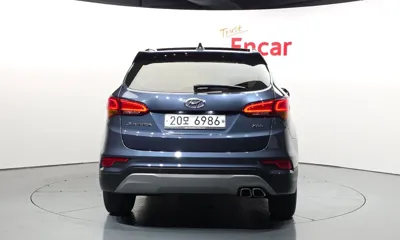 Hyundai Santafe 2018, 124431 км, за 14900000 KRW