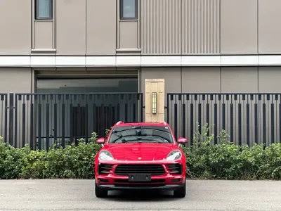 Porsche Macan 2019, 89000 км, за 165000 CNY
