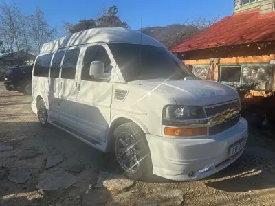 Chevrolet Express Van 2013, 119800 км, за 19990000 KRW
