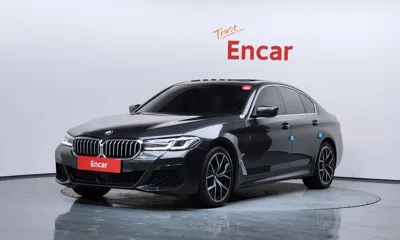BMW 5-Series · 2021 год