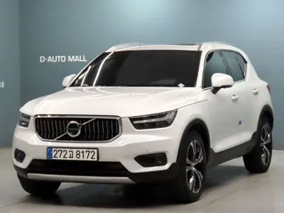 Volvo XC40 · 2022 год