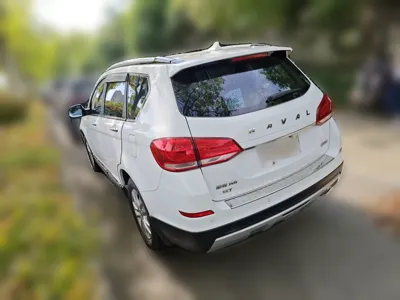 Haval H6 2017, 61800 км, за 38014.1 CNY