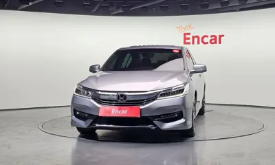 Honda Accord · 2017 год