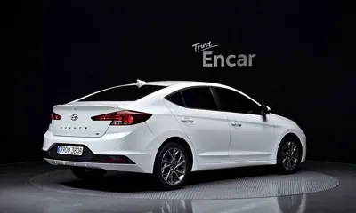 Hyundai Avante 2019, 152847 км, за 8800000 KRW - фото 2