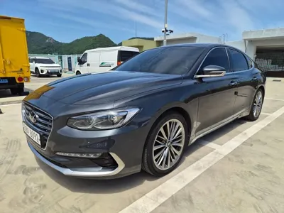 Hyundai Grandeur 2018, 68209 км, за 18000000 KRW - фото 1