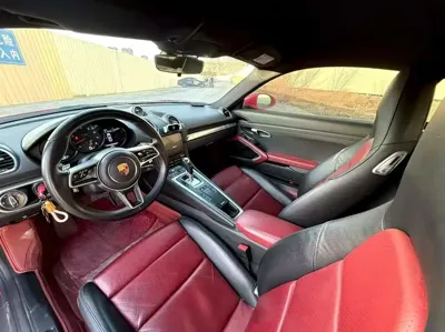 Porsche 718 2018, 80000 км, за 249899 CNY - фото 4