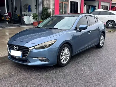 Mazda 3 Axela · 2018 год