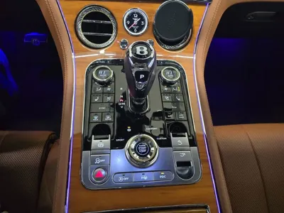 Bentley Continental 2020, 51800 км, за 169000000 KRW - фото 20