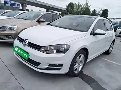 Volkswagen Golf · 2015 год